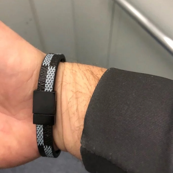 New Faux Leather Checked Bracelet for Men - Picture 7 of 8